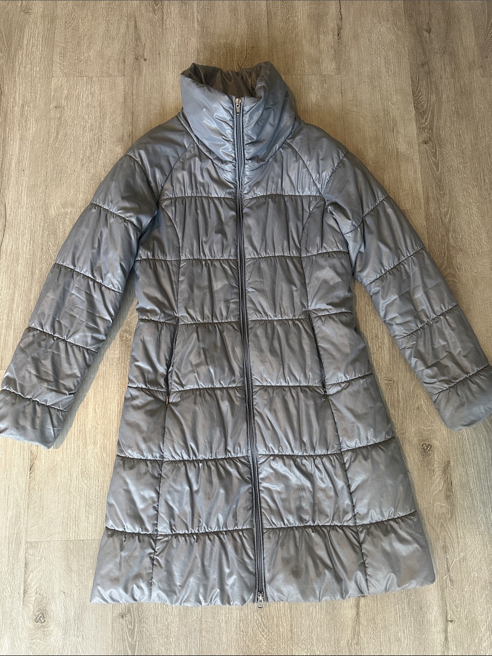 Patagonia Lidia Parka Long Quilted Puffer Coat in Platinum Size Small
